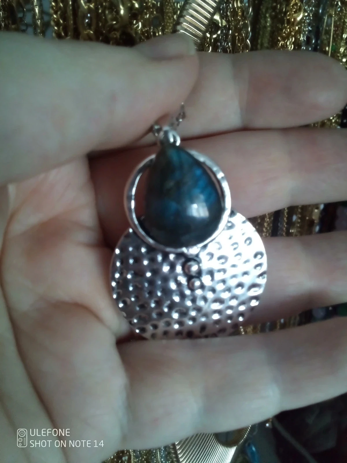 Ethnic necklace natural labradorite stone – photo 2